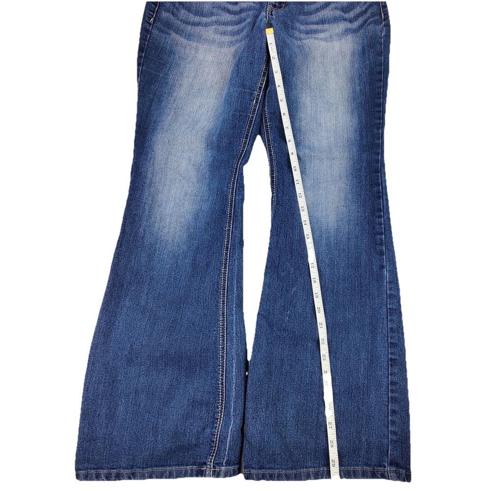 L.e.i. Sophia Hipster Flare Jeans Juniors 13 Blue Medium Wash Low Rise 32x31 - Picture 7 of 10